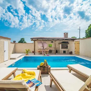 Ferienhaus House Eleonora, Barban